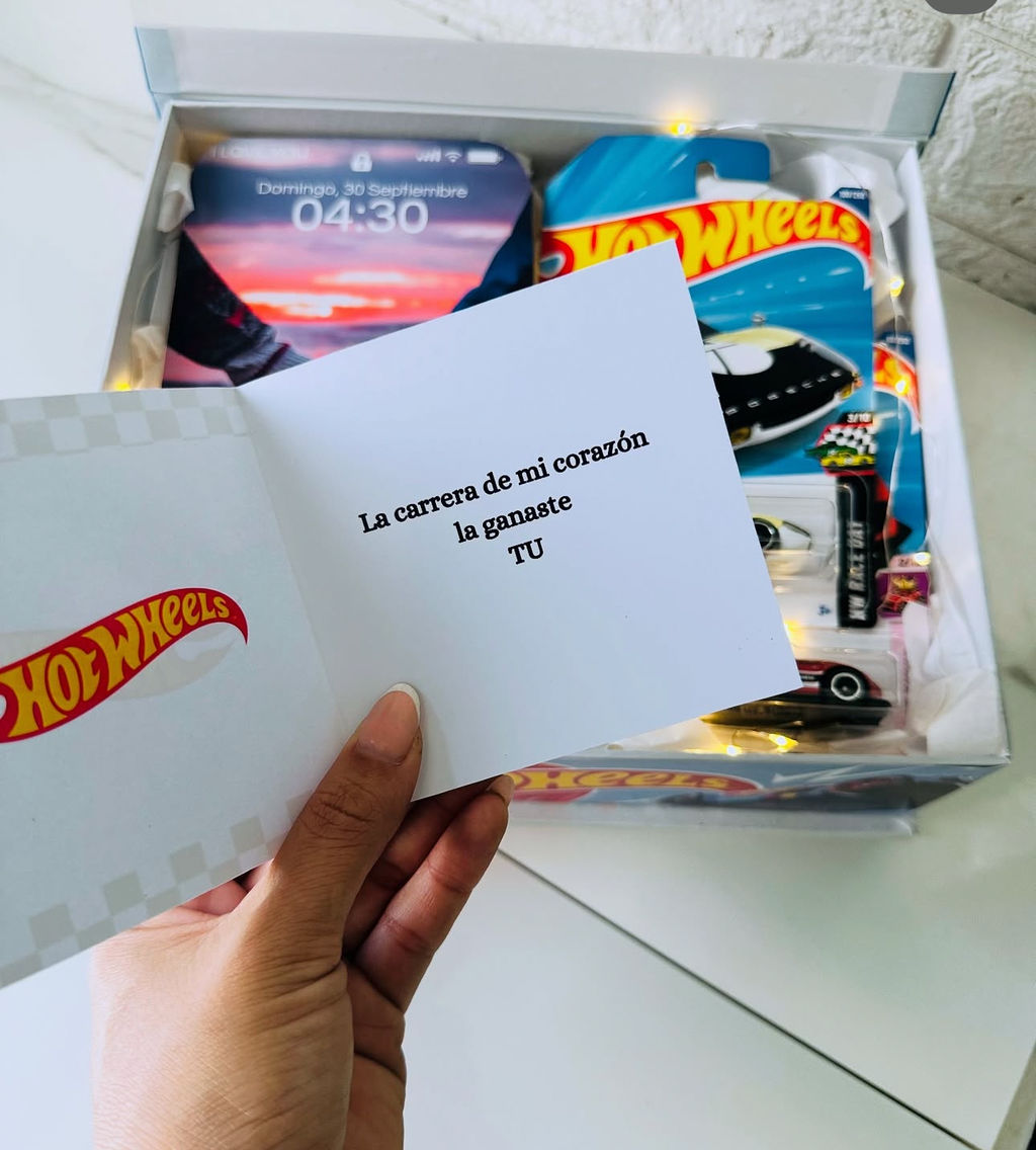 Box Hot
Wheels 2